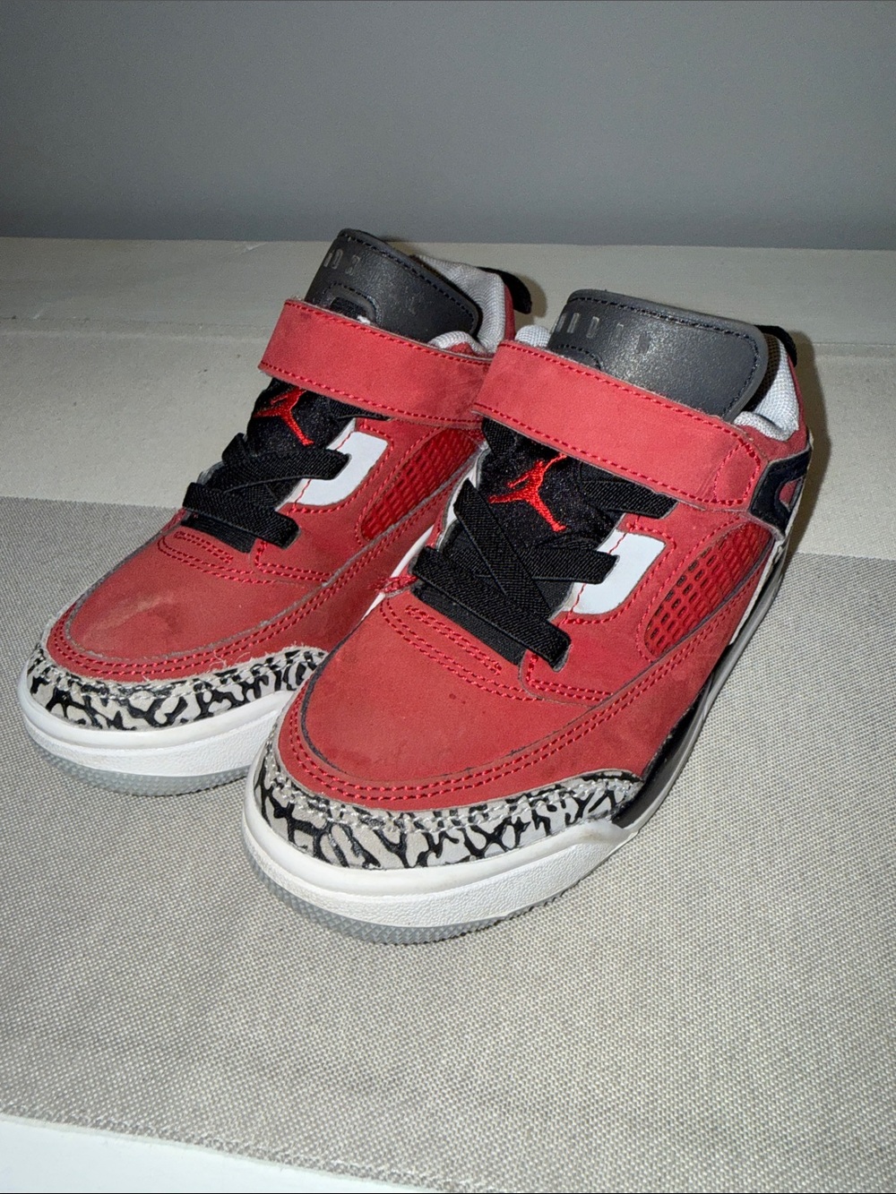 Nike Air Jordan Spizike Low PS toro shoes size 12 C FQ3951-600 red & black